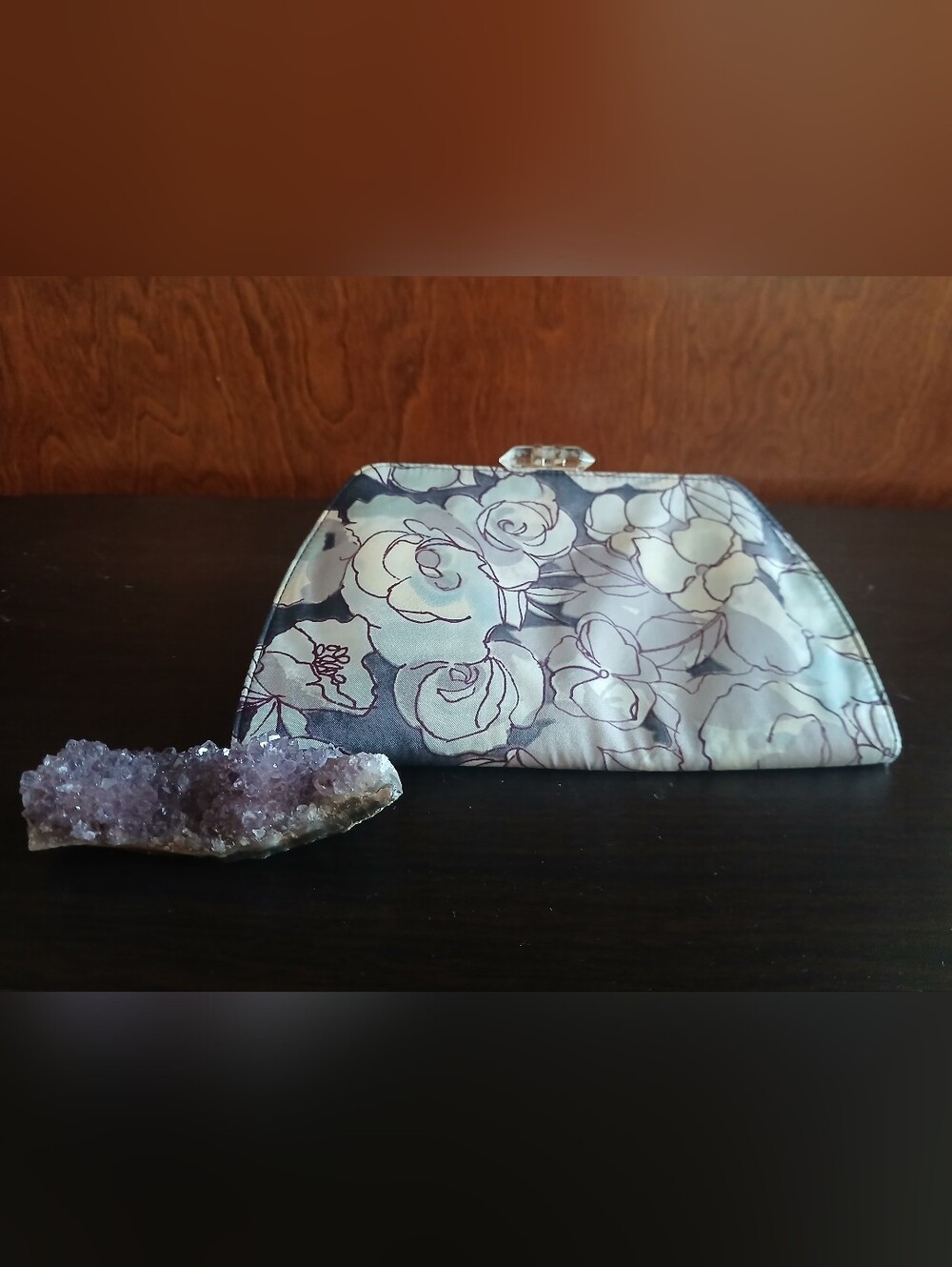 NWT w/ flaw vintage BANANA REPUBLIC floral silk clutch bag